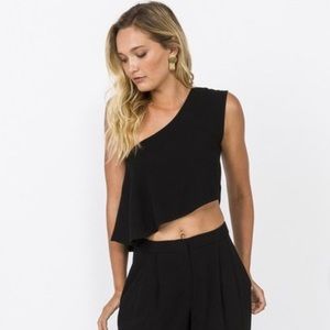 NEW with tags! Worn by Emma Watson. CIENNE Emma one-shoulder black top. Size L